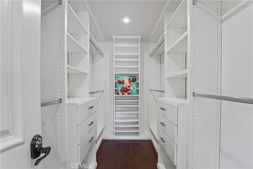 1571 W Tedmar Property Photo 27