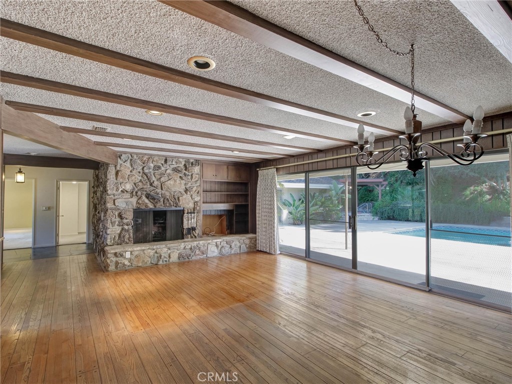 4064 Sapphire Property Photo 8