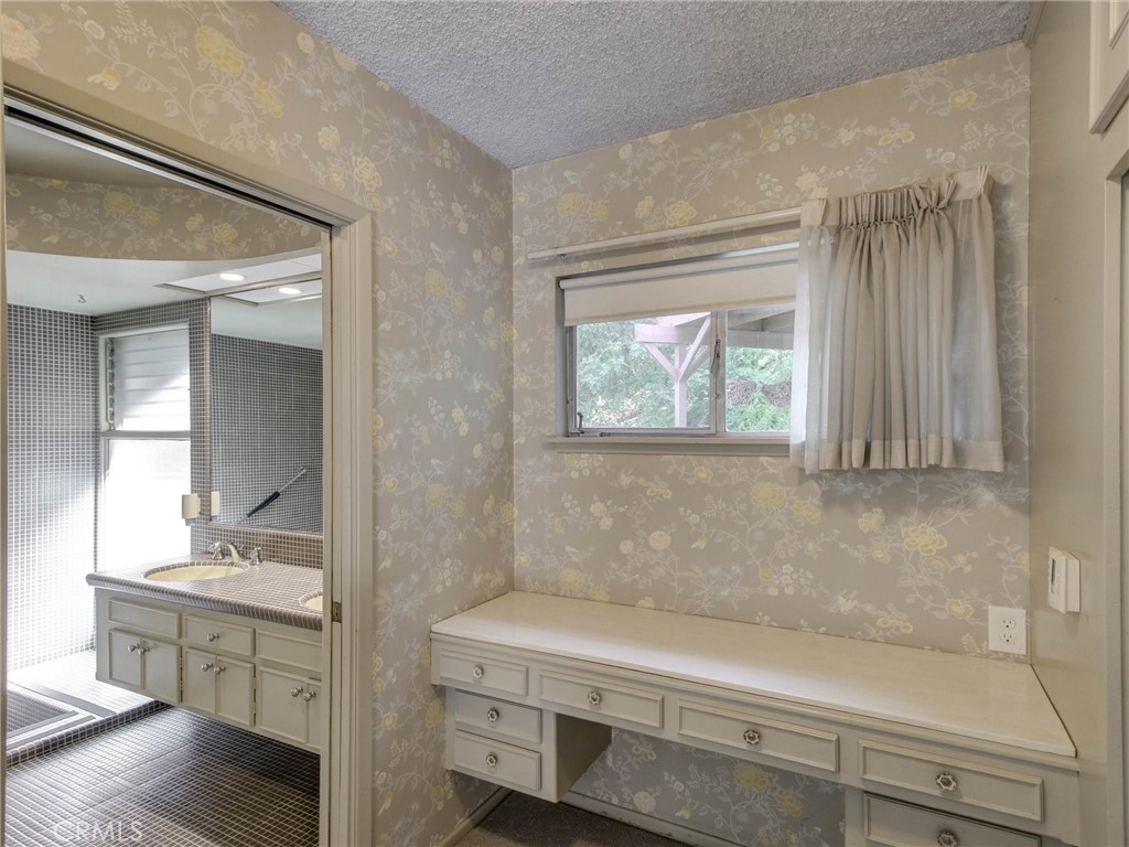 4064 Sapphire Property Photo 16