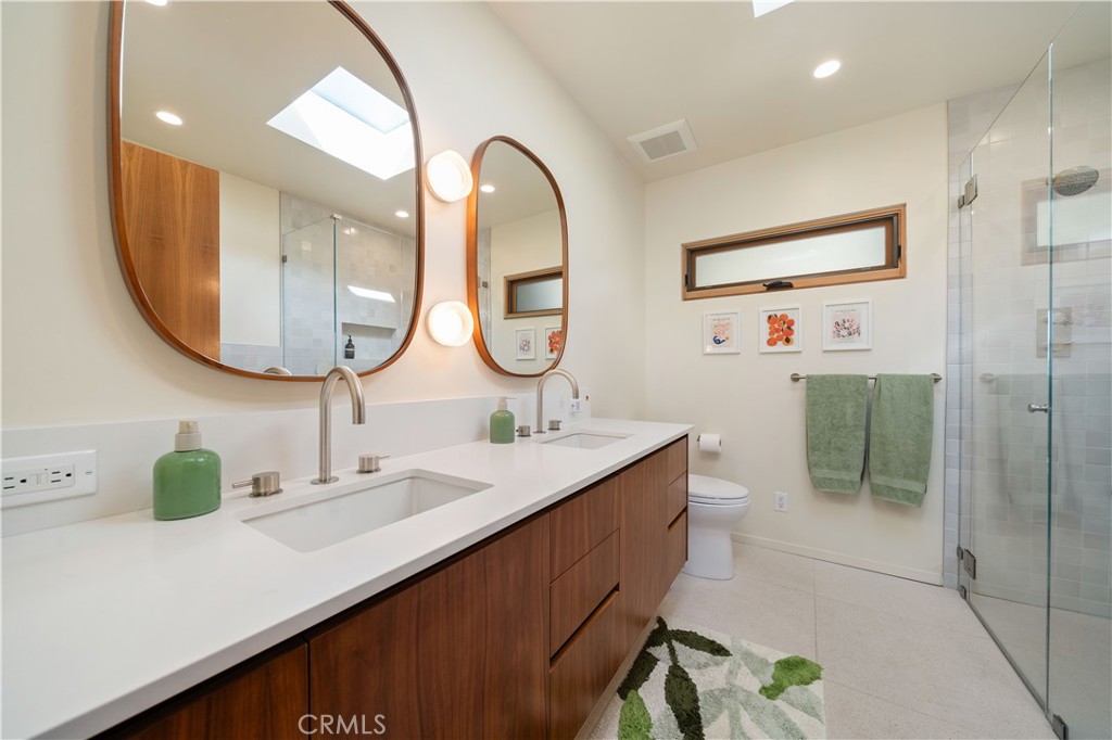 1011 W Mountain Property Photo 29