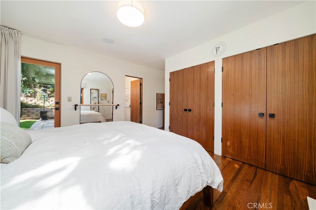 1011 W Mountain Property Photo 35