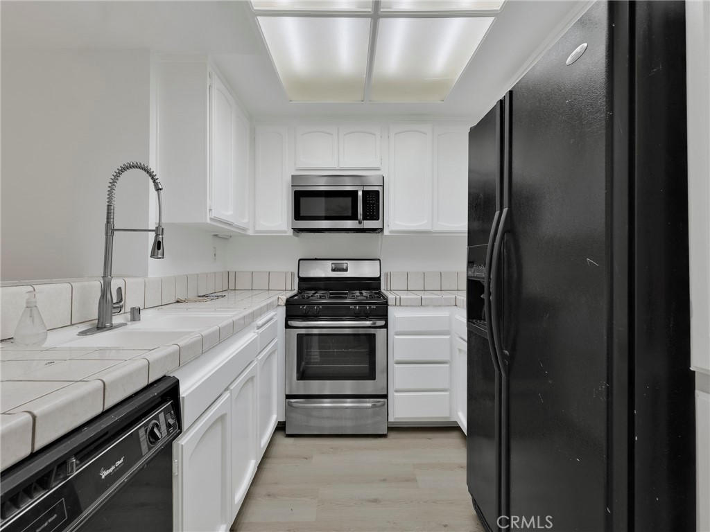 7800 Topanga Canyon Boulevard 216 Property Photo 14