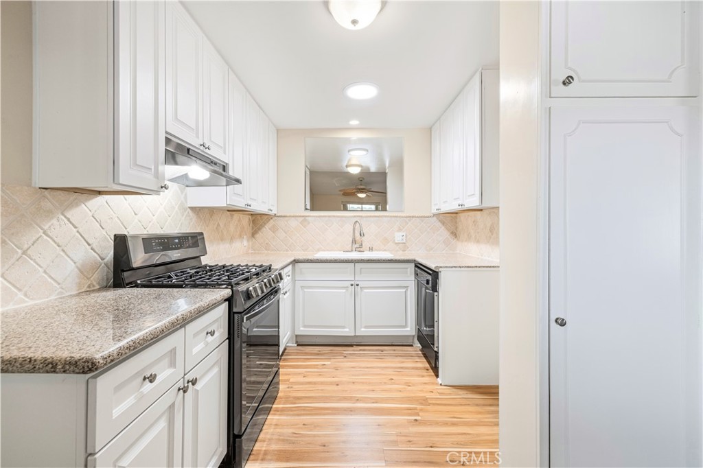 19231 Avenue Of The Oaks A Property Photo 37