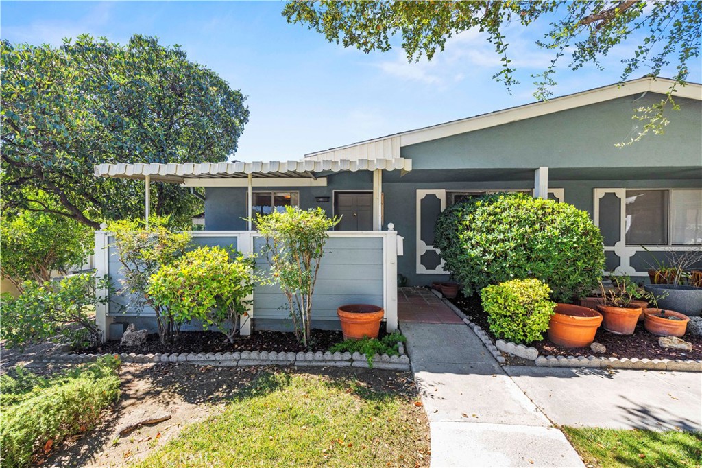 19231 Avenue Of The Oaks A Property Photo 54