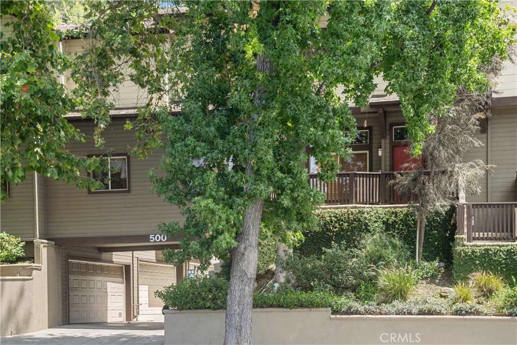 500 N Rosemead 29 Property Photo 1