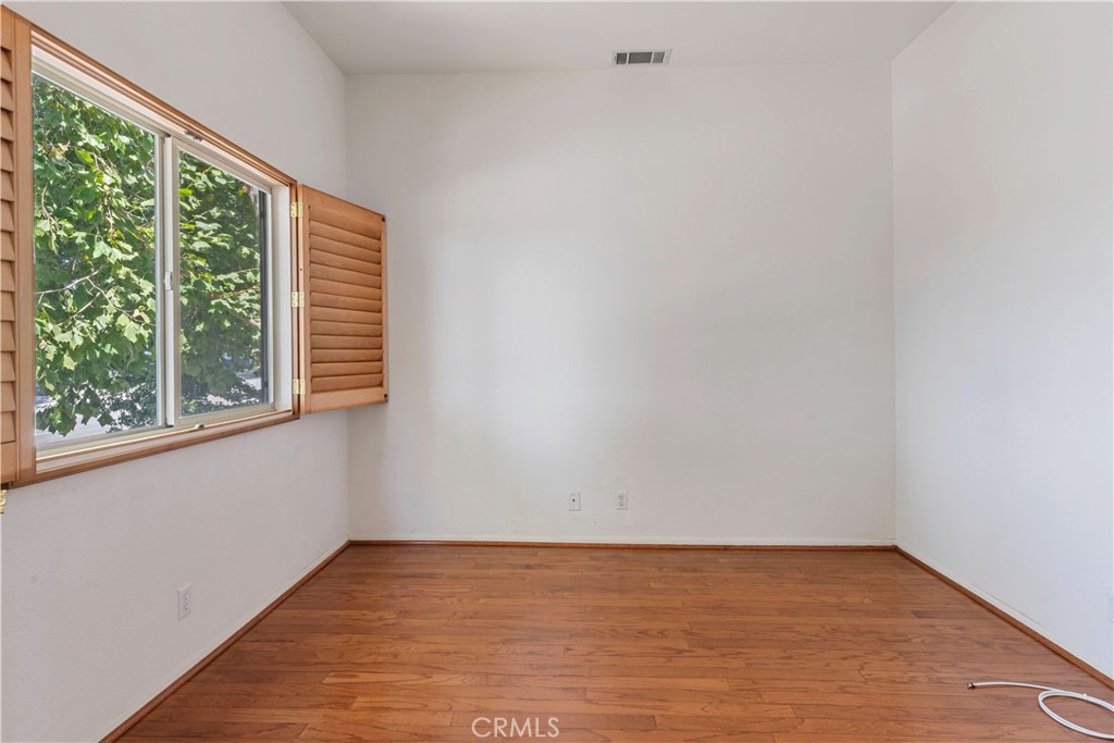 500 N Rosemead 29 Property Photo 7