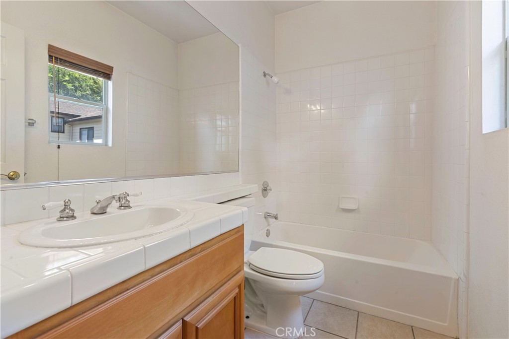 500 N Rosemead 29 Property Photo 16