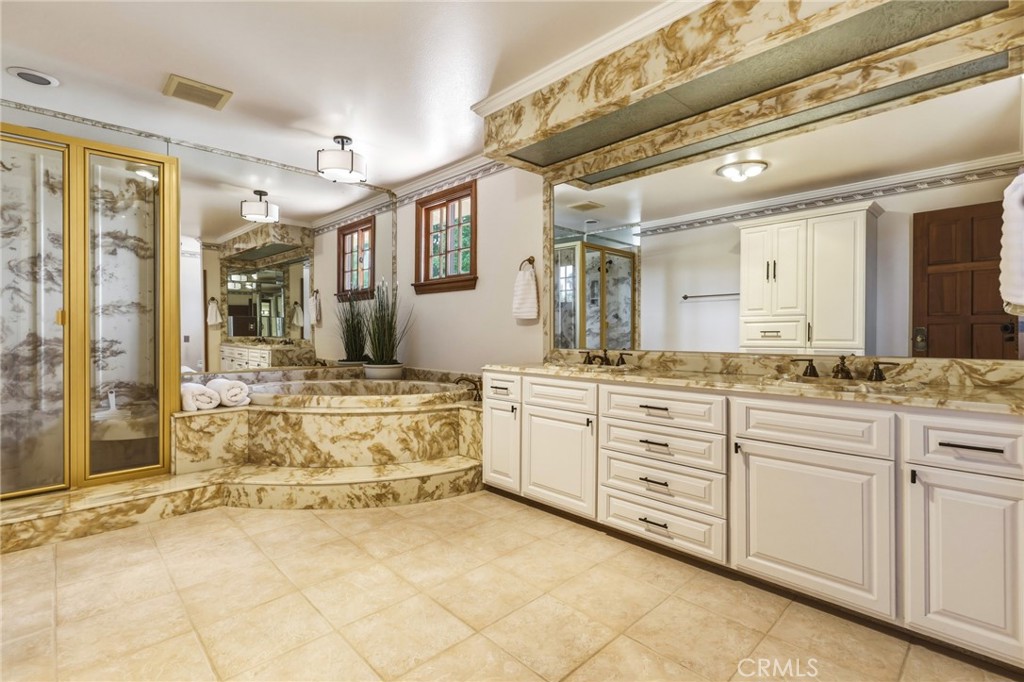 22231 Romar Street Property Photo 26