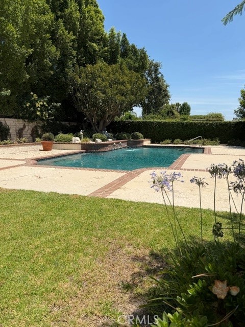 22231 Romar Street Property Photo 33