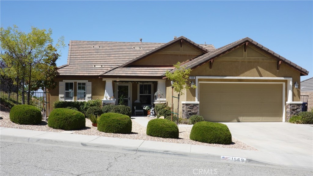 1569 Angora Property Photo 1