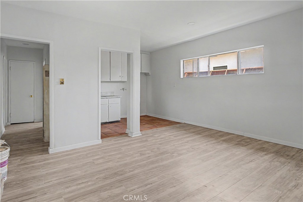 2829 S Rimpau Property Photo 21