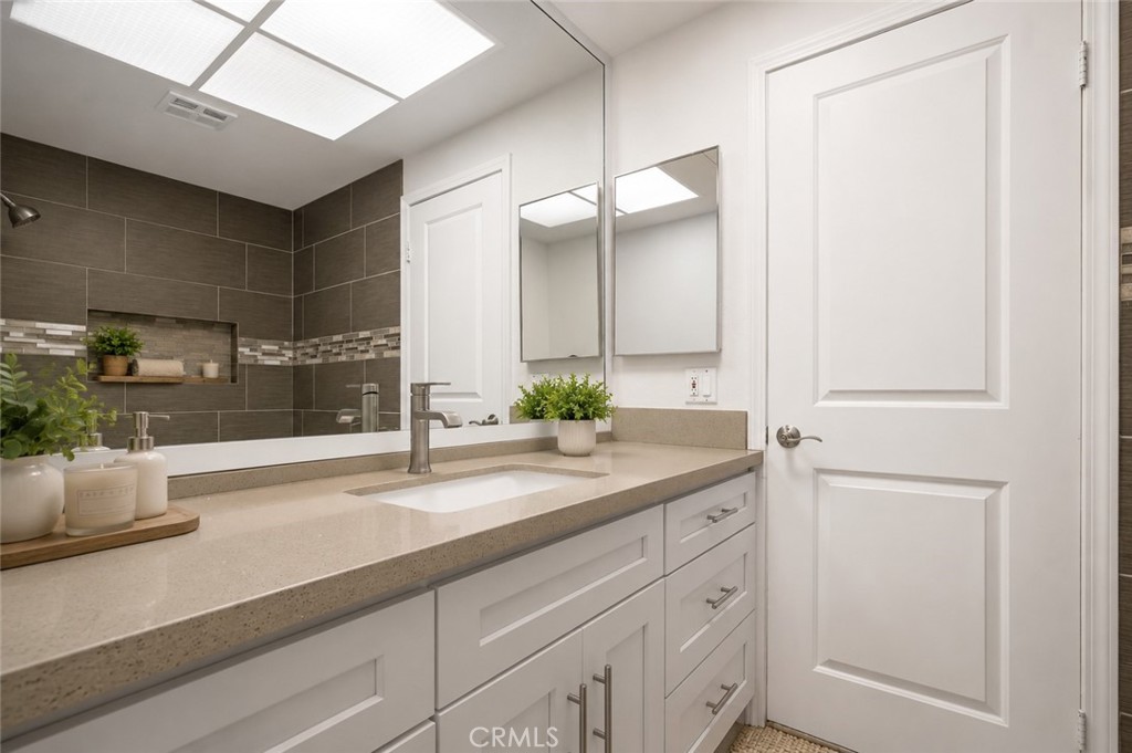 2391 Timberlane Property Photo 10