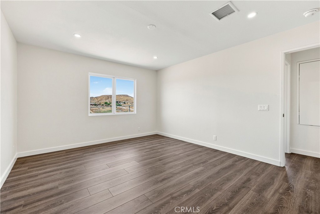 4545 Fairlane Street Property Photo 18
