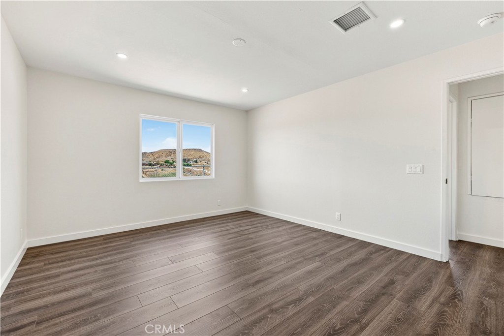 4545 Fairlane Street Property Photo 18