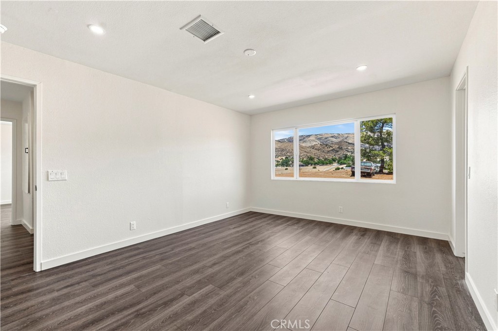 4545 Fairlane Street Property Photo 26