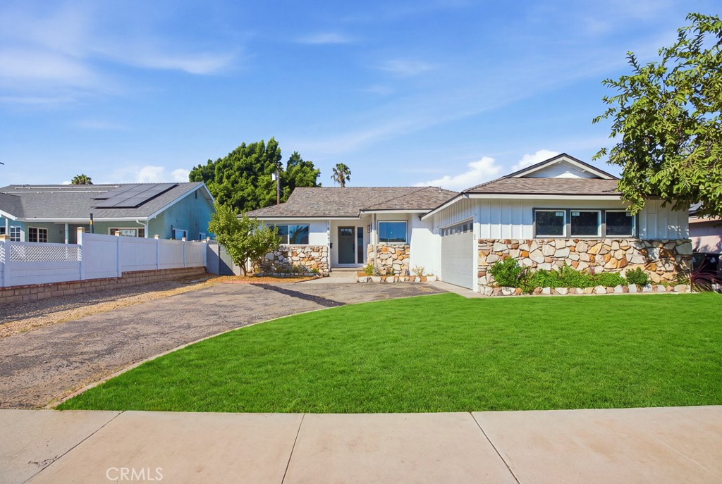 10579 Lev Ave Property Photo 1