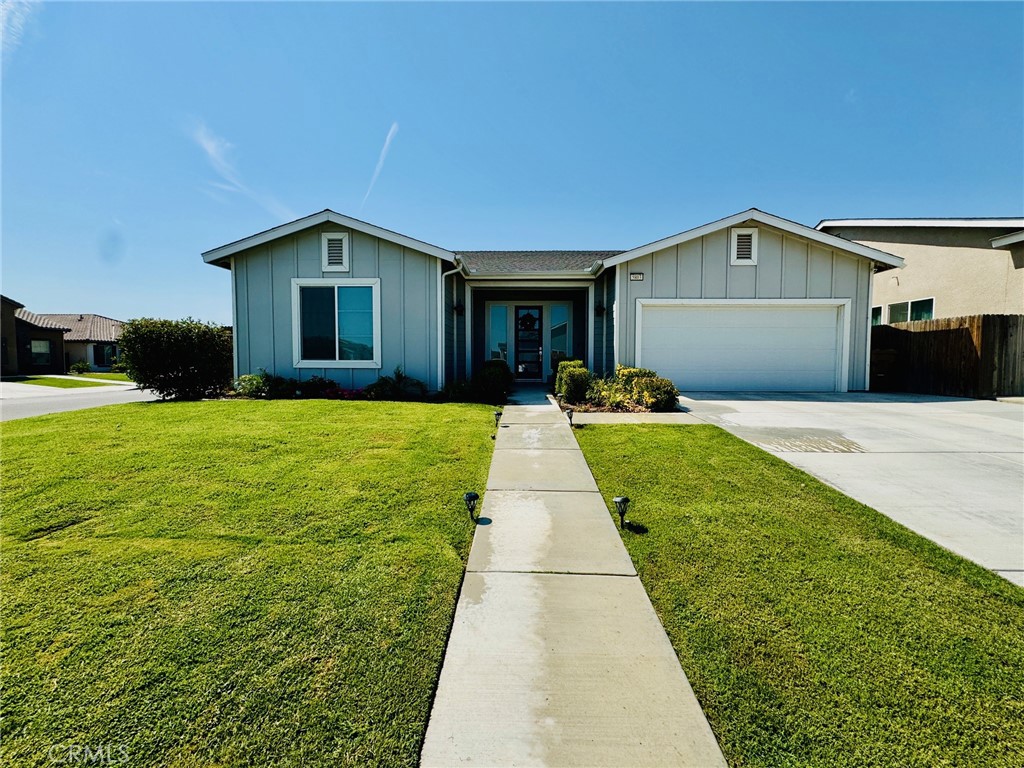 5803 Hawthorn Tree Property Photo 1