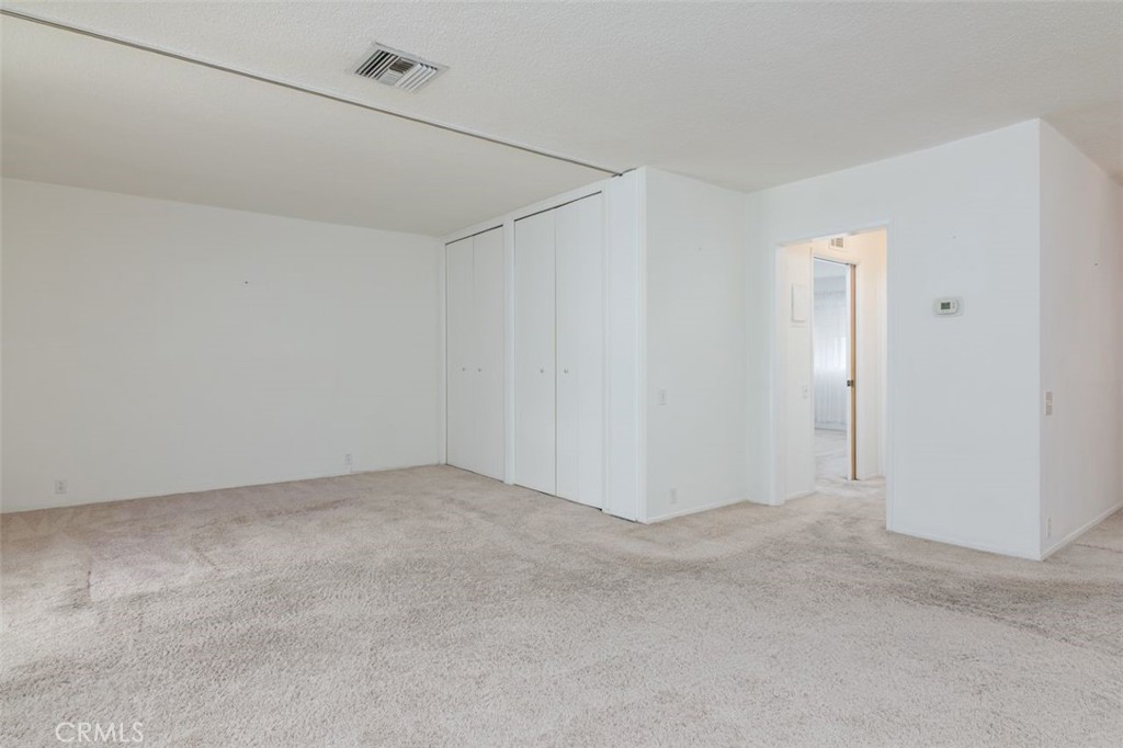 1901 Peyton Avenue W Property Photo 13