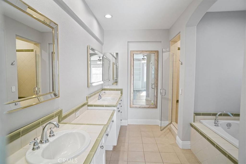23930 Windward Lane Property Photo 15