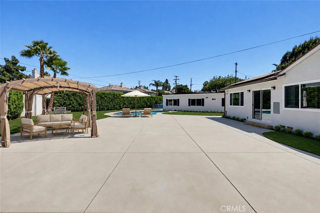 8738 Paso Robles Property Photo 19