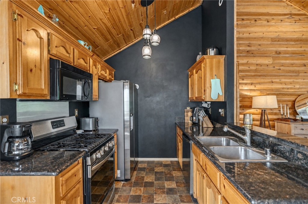 15324 Mil Potrero Highway Property Photo 30