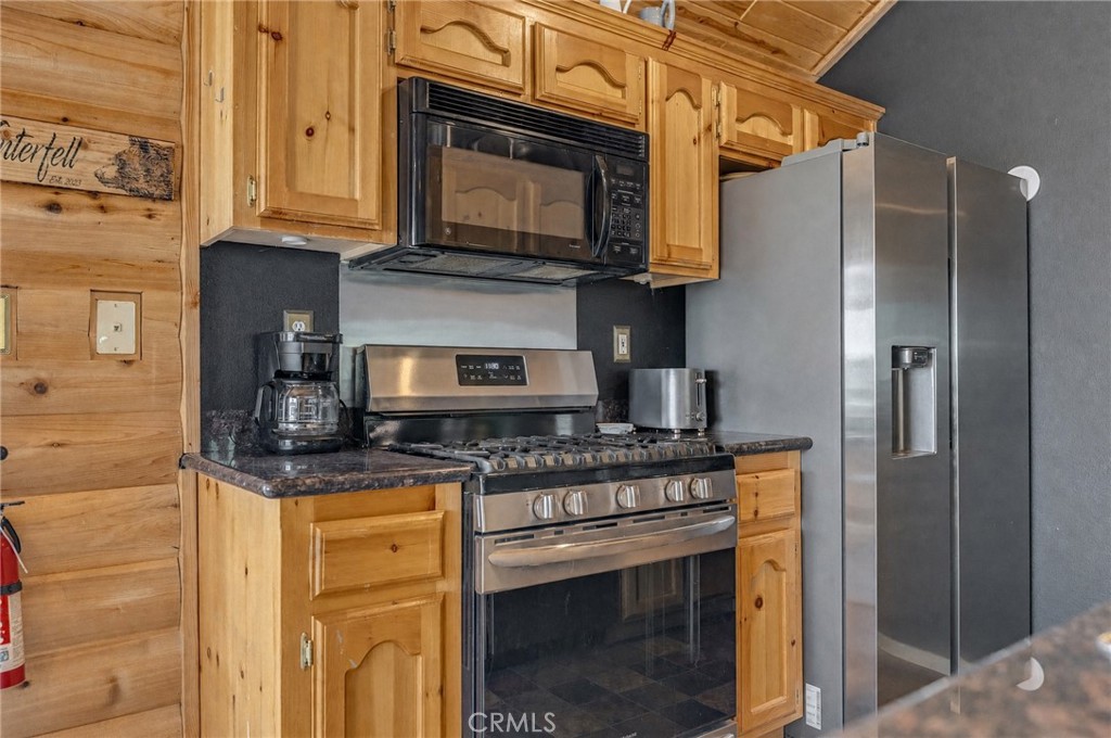 15324 Mil Potrero Highway Property Photo 31