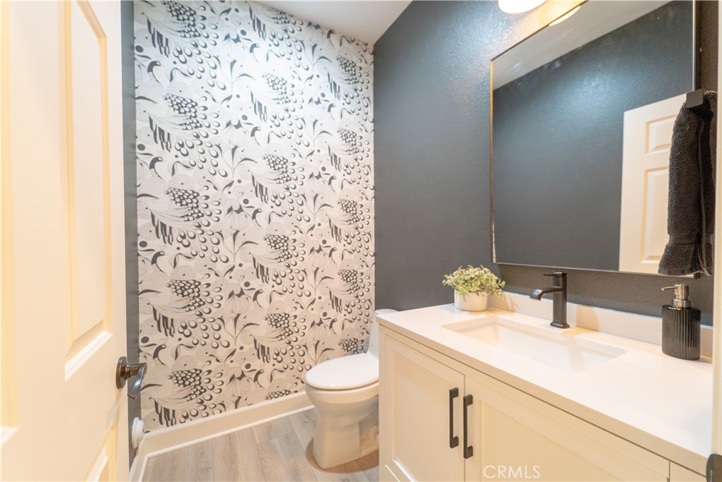 24014 Park Lane Property Photo 12