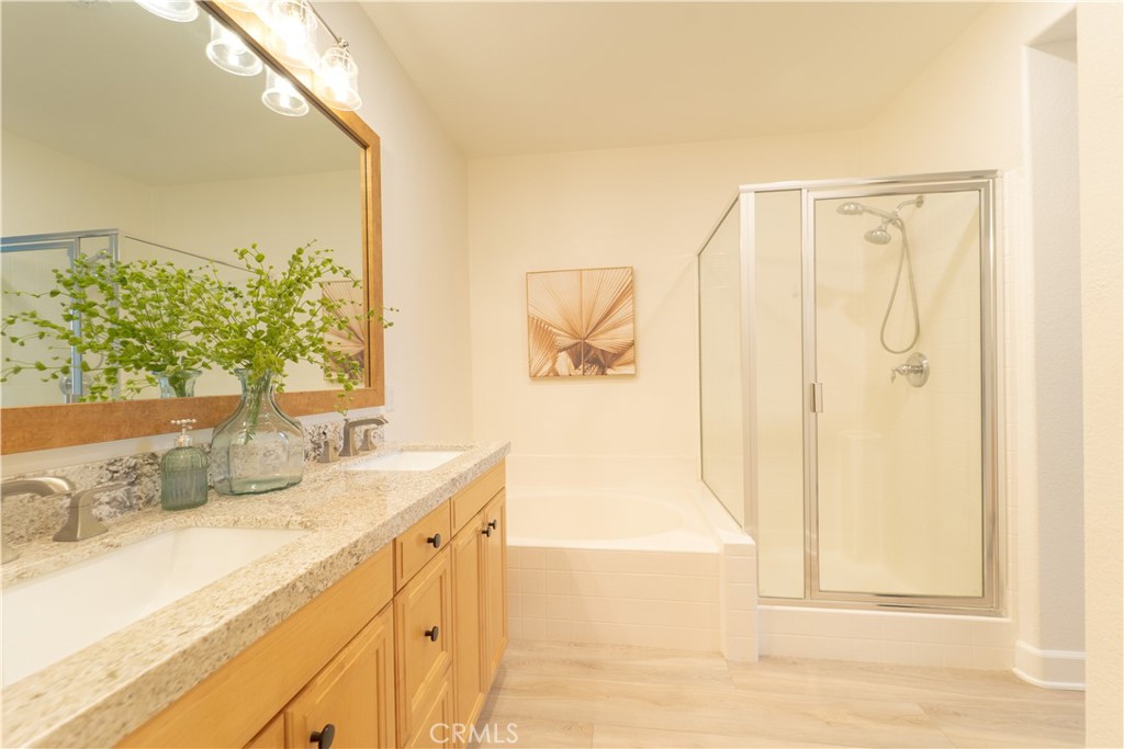 24014 Park Lane Property Photo 18