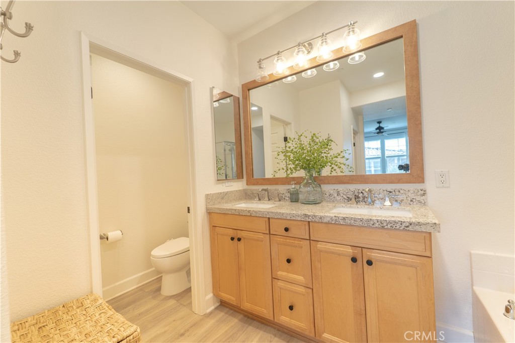 24014 Park Lane Property Photo 19
