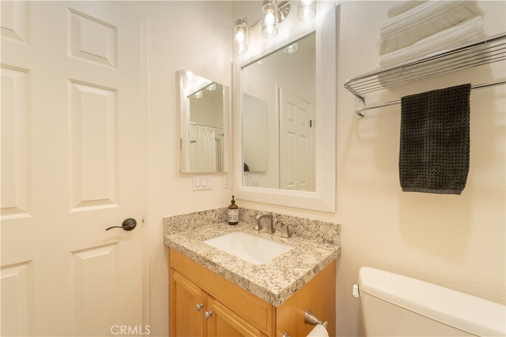 24014 Park Lane Property Photo 25
