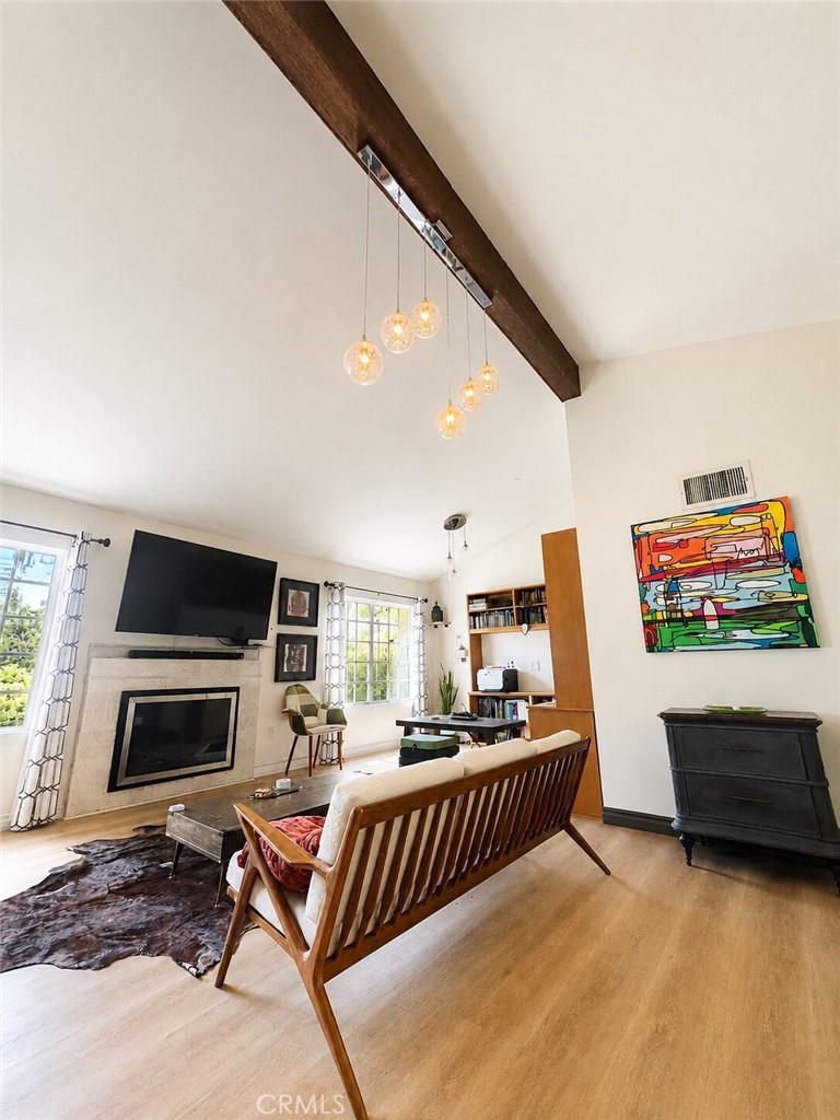 8012 Comanche Property Photo 4