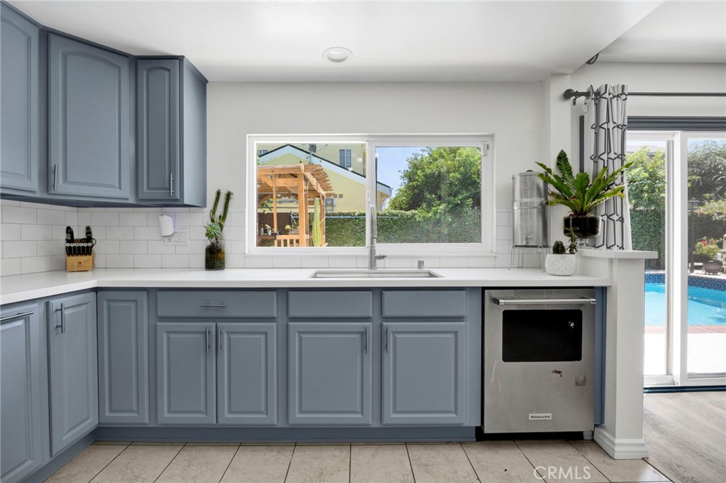 8012 Comanche Property Photo 14