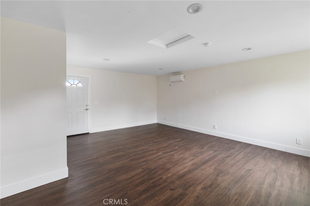 1733 S Carmelina Avenue Property Photo 37