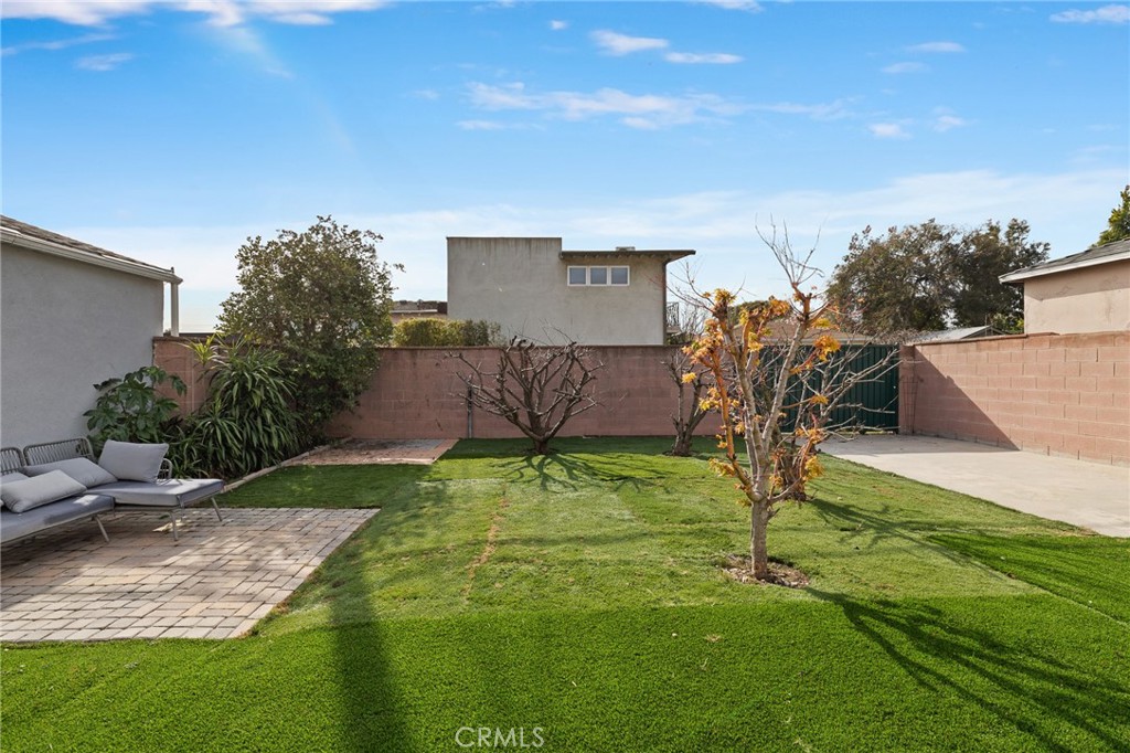 1733 S Carmelina Avenue Property Photo 41