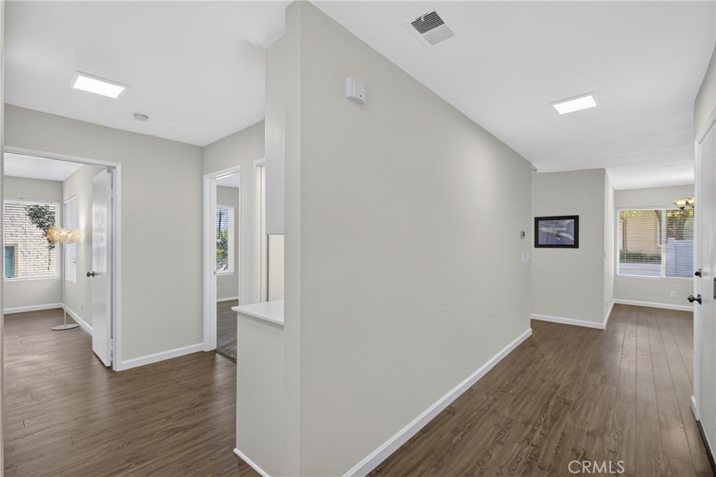 26105 Rainbow Glen Drive Property Photo 3