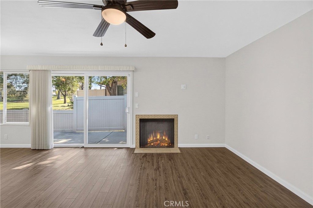 26105 Rainbow Glen Drive Property Photo 5
