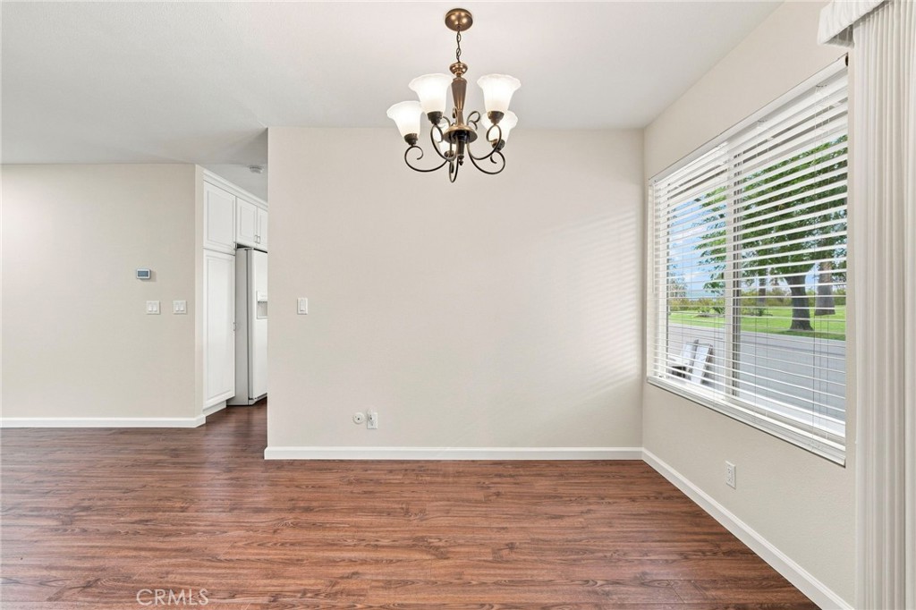 26105 Rainbow Glen Drive Property Photo 9