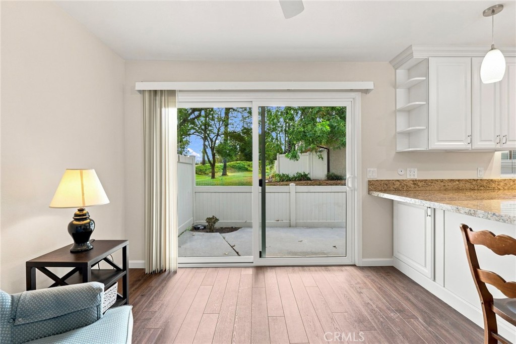 26105 Rainbow Glen Drive Property Photo 16