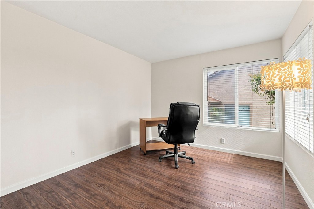 26105 Rainbow Glen Drive Property Photo 22