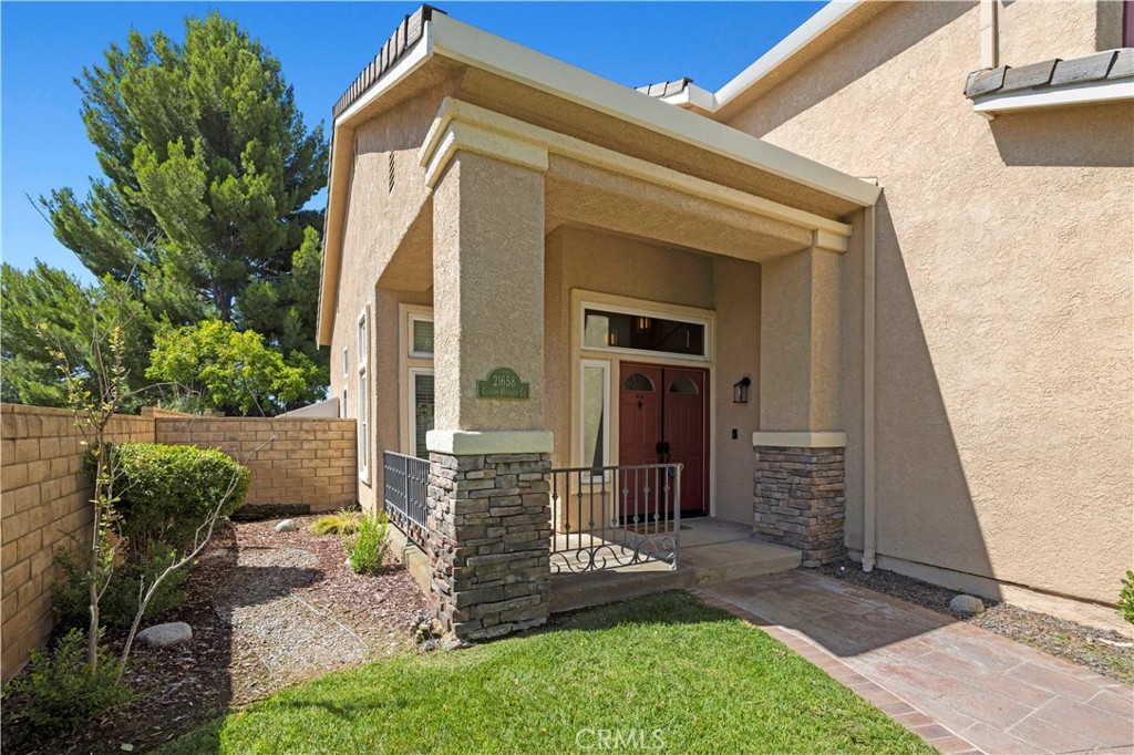21658 Canyon Heights Circle Property Photo 3