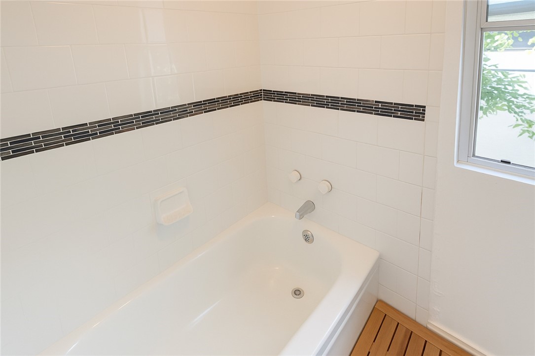 6301 Coldwater Canyon 22 Property Photo 12