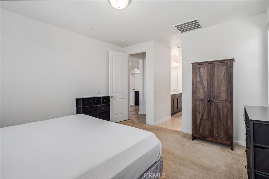 2029 Boxwood Property Photo 18