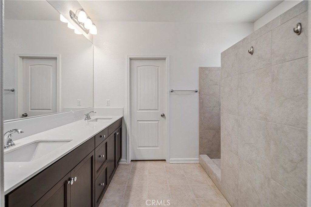 2029 Boxwood Property Photo 19