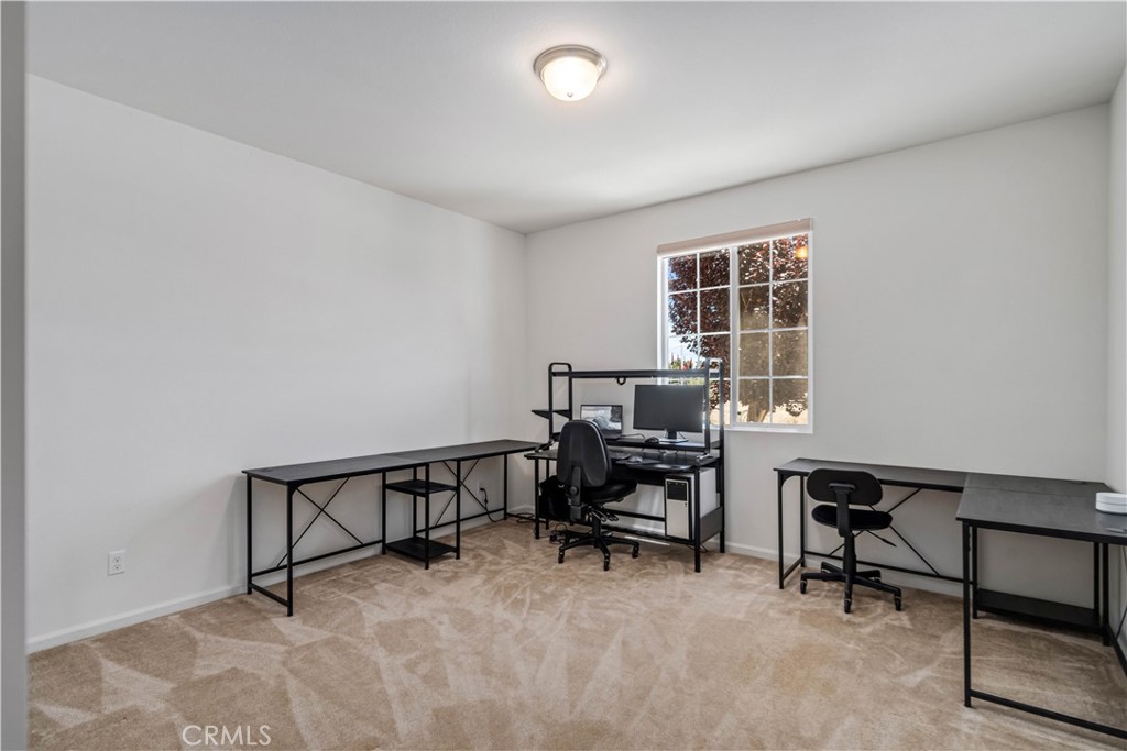 2029 Boxwood Property Photo 28