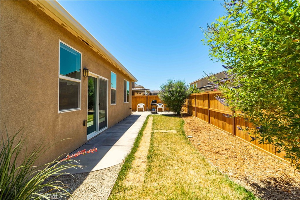 2029 Boxwood Property Photo 34