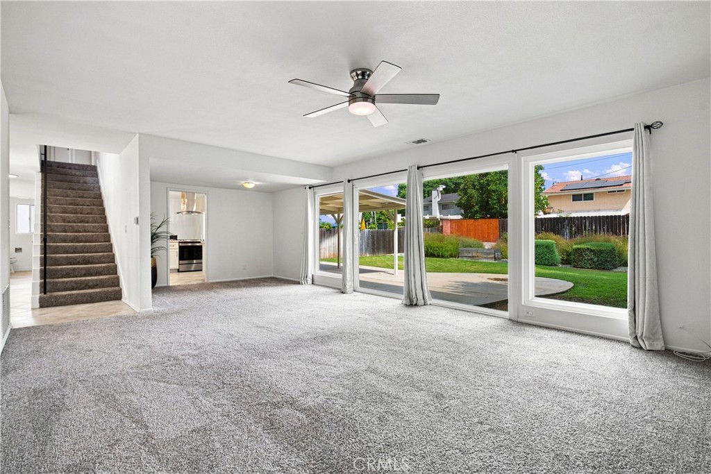 16451 Knapp St Property Photo 6