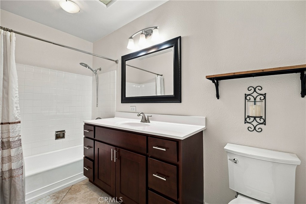 16451 Knapp St Property Photo 24
