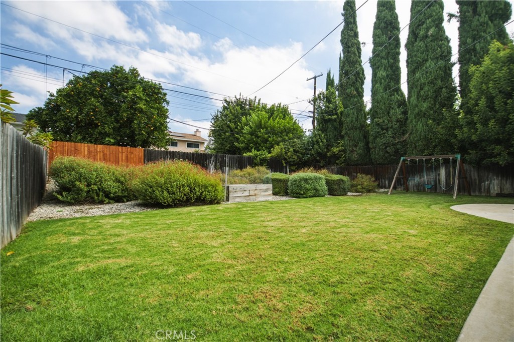 16451 Knapp St Property Photo 31