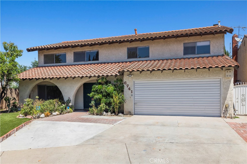 6741 Buffalo Avenue Property Photo 1