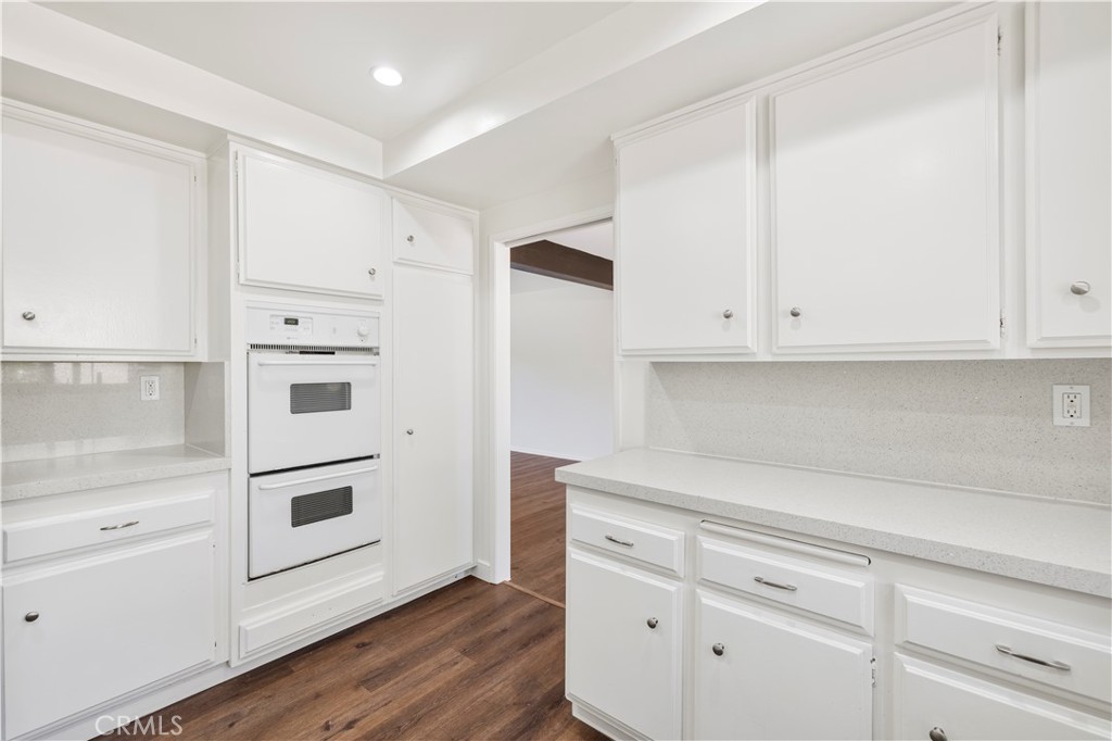 6741 Buffalo Avenue Property Photo 8